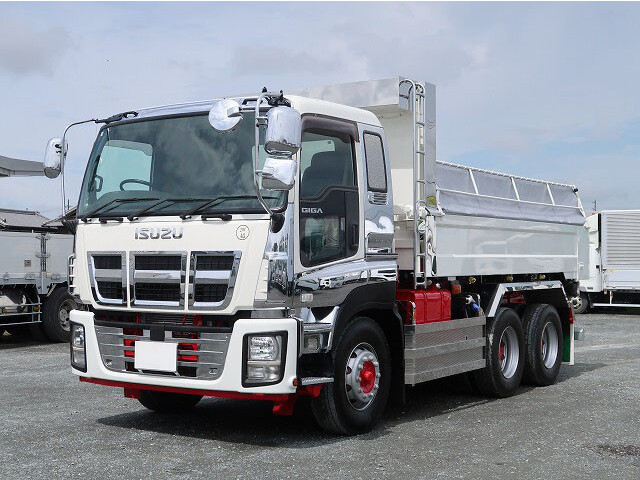 Isuzu / GIGA