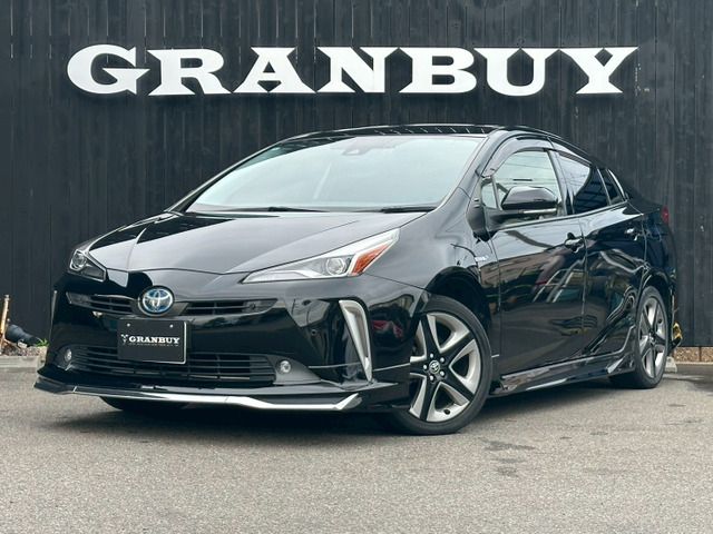 TOYOTA / PRIUS