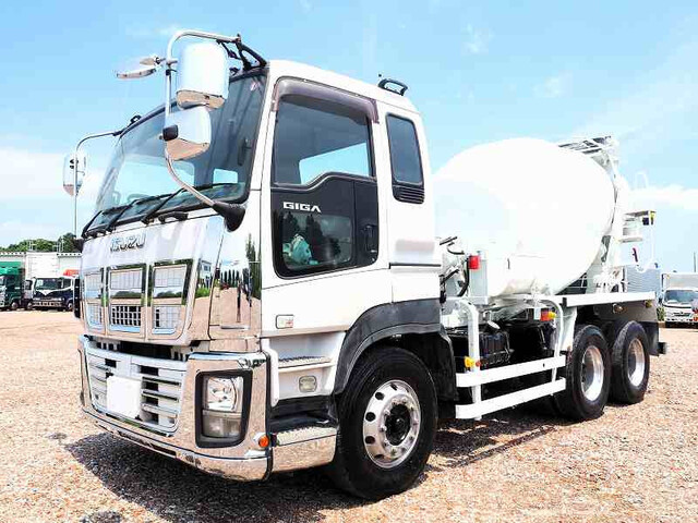 Isuzu / GIGA