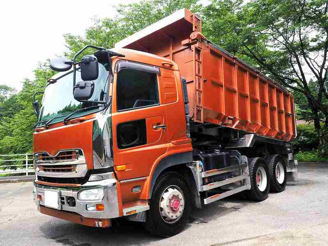 UD Trucks / QUON