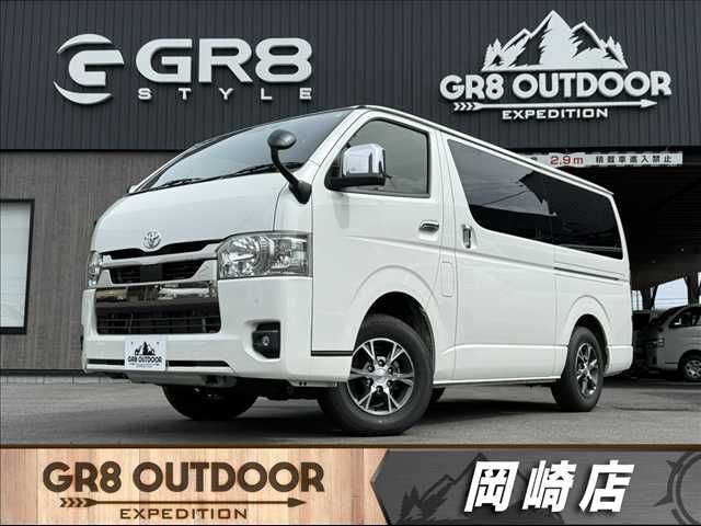 TOYOTA / HIACE van 4WD