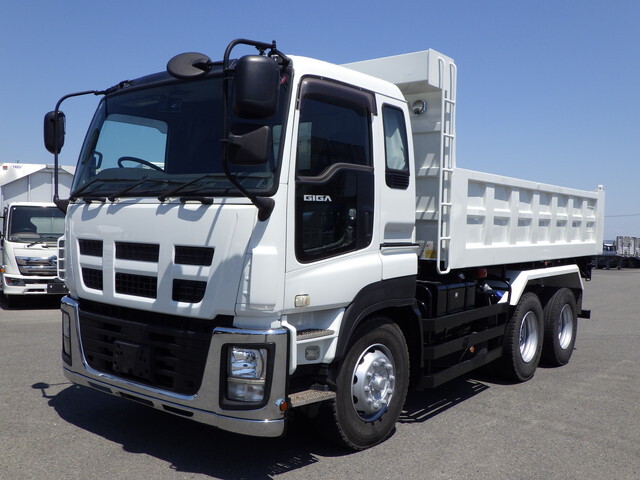 Isuzu / GIGA