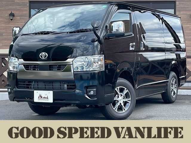 TOYOTA / HIACE van 4WD