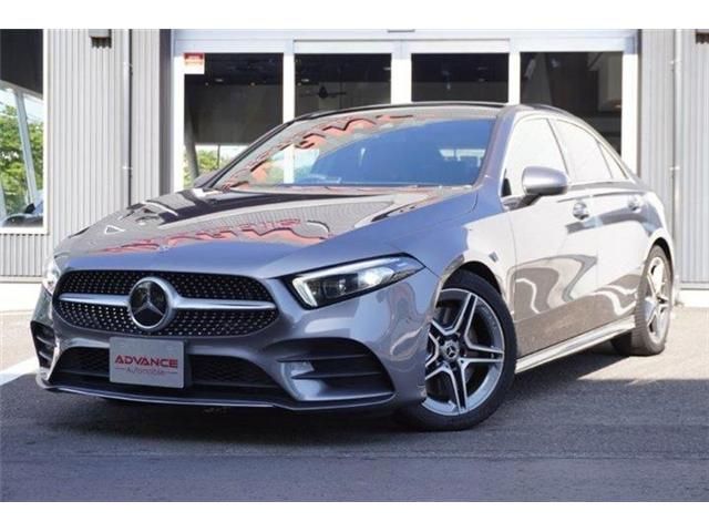 MERCEDES BENZ / MERCEDES BENZ A class sedan