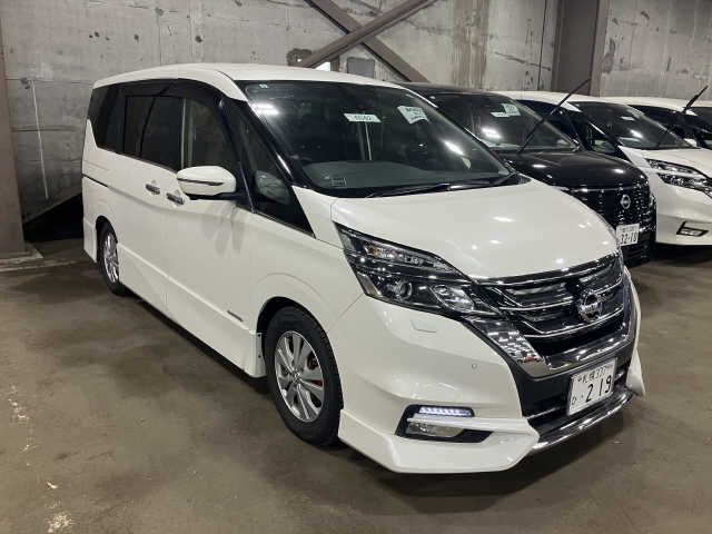 NISSAN / SERENA  S-HYBRID 4WD