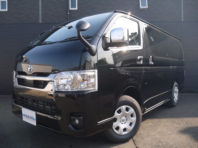 TOYOTA / HIACE van 4WD