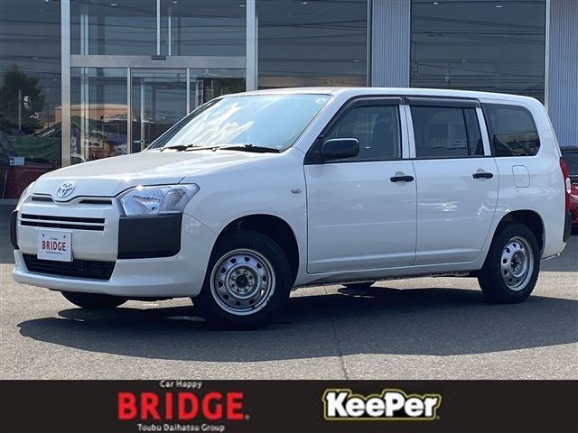 TOYOTA / PROBOX van 4WD