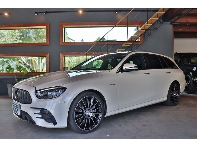 MERCEDES BENZ / MERCEDES AMG E class stationwagon HYBRID