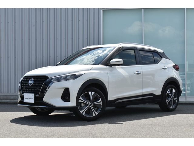 NISSAN / KICKS