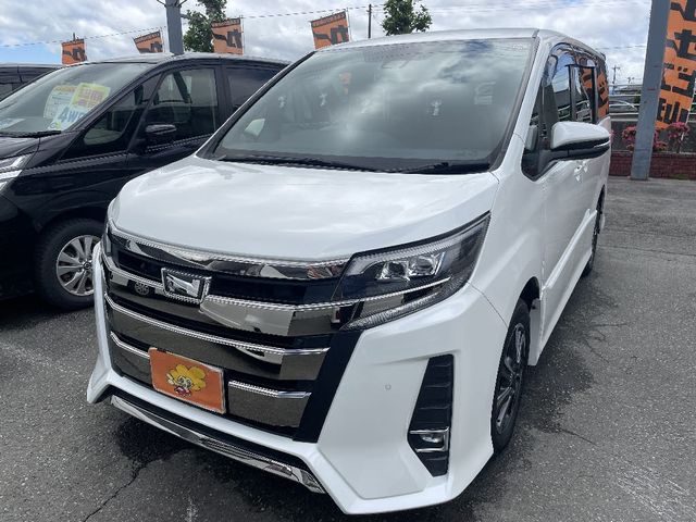 TOYOTA / NOAH 4WD