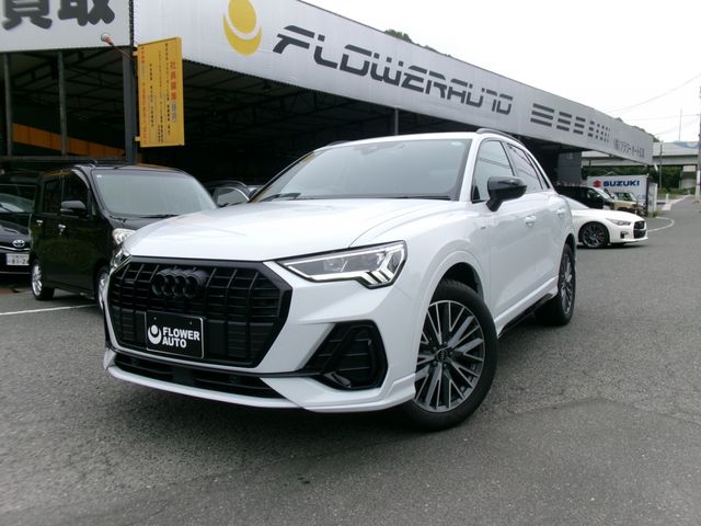 AUDI / AUDI Q3