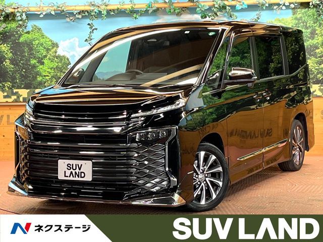 TOYOTA / VOXY HYBRID