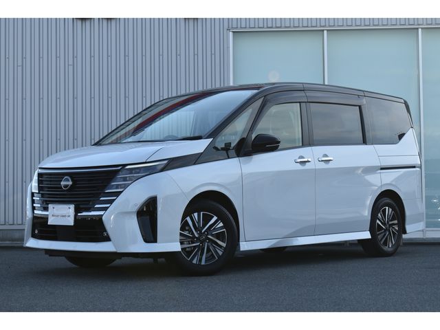 NISSAN / SERENA  WG