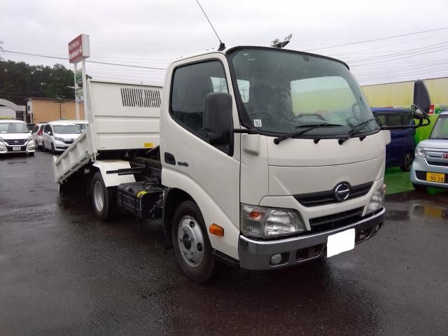 HINO / DUTRO