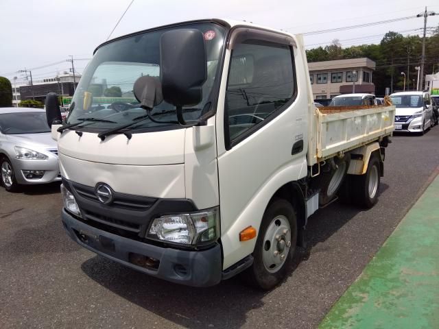 Japanese used car Ref# 1327721 HINO / DUTRO
