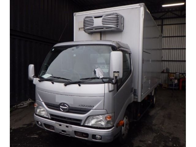 Japanese used car Ref# 1328117 HINO / DUTRO