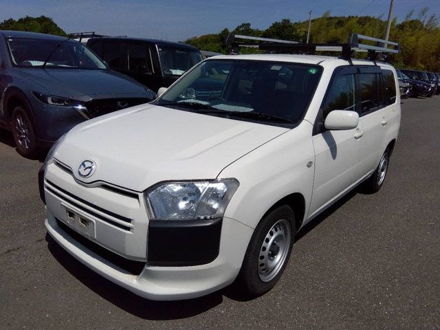 MAZDA / FAMILIA van 2WD