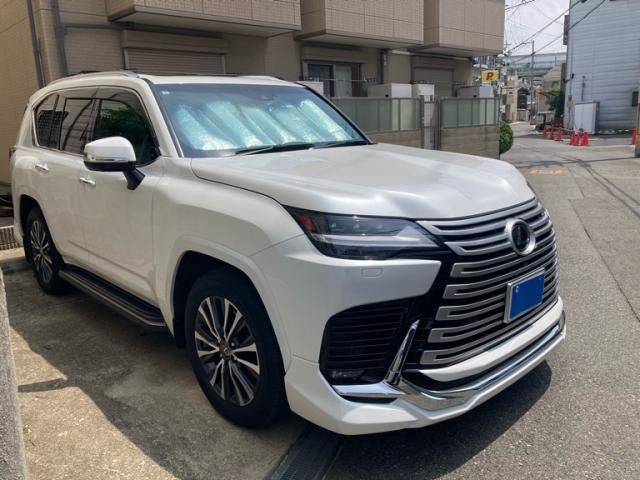 TOYOTA / LEXUS LX600