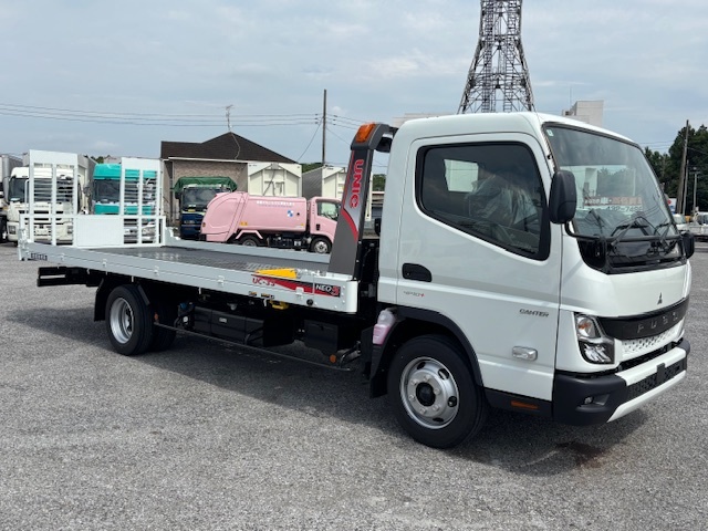 Mitsubishi / CANTER