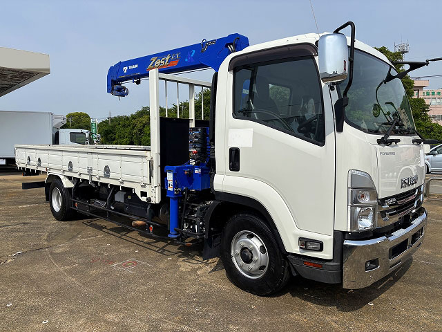 Isuzu / FORWARD