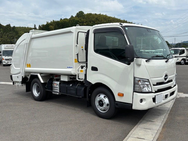 Hino / DUTRO