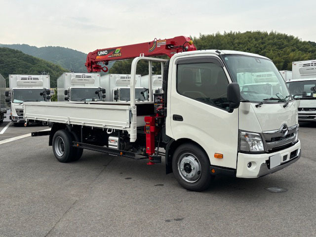 Hino / DUTRO