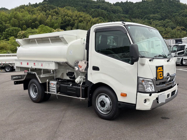 Hino / DUTRO