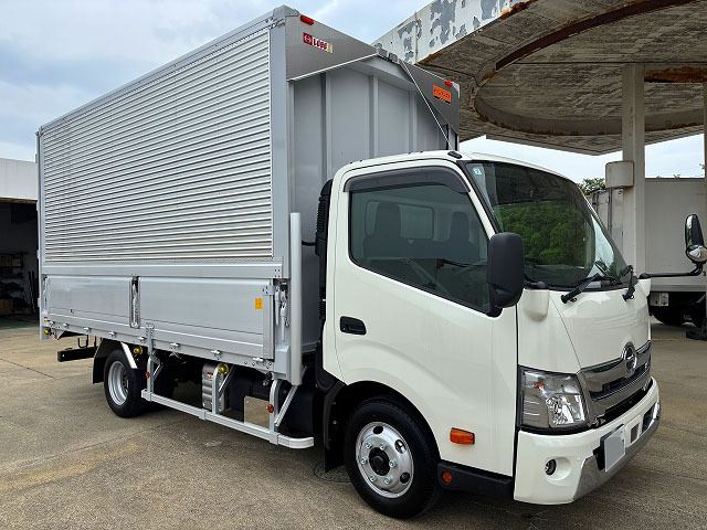 Hino / DUTRO