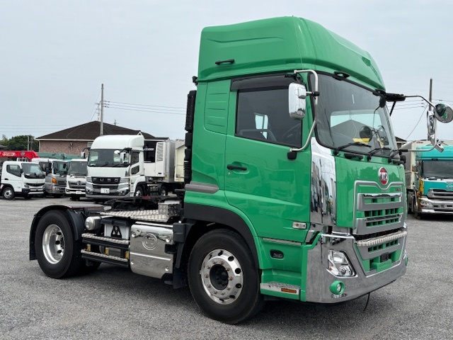 UD Trucks / QUON