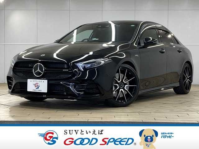 MERCEDES BENZ / MERCEDES AMG Aclass sedan