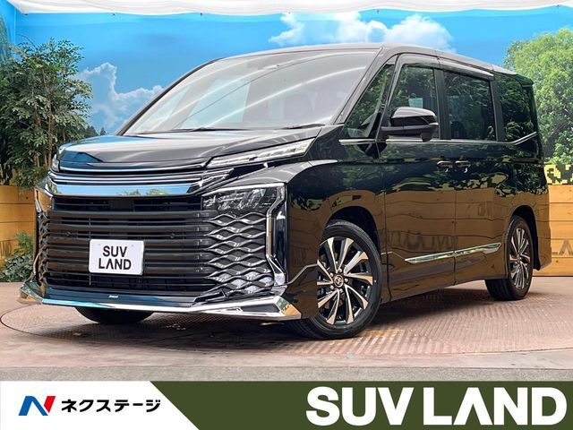 TOYOTA / VOXY HYBRID