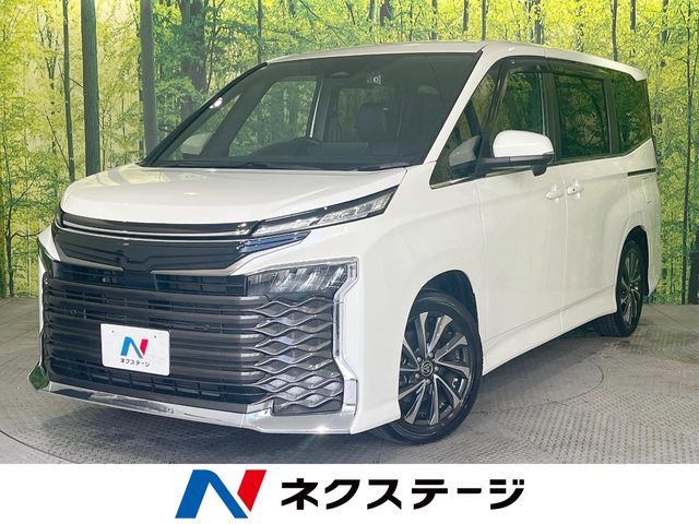 TOYOTA / VOXY
