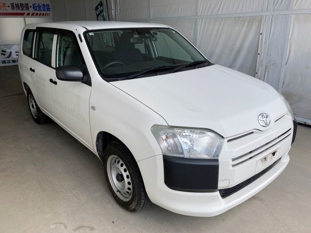 TOYOTA / PROBOX van 4WD