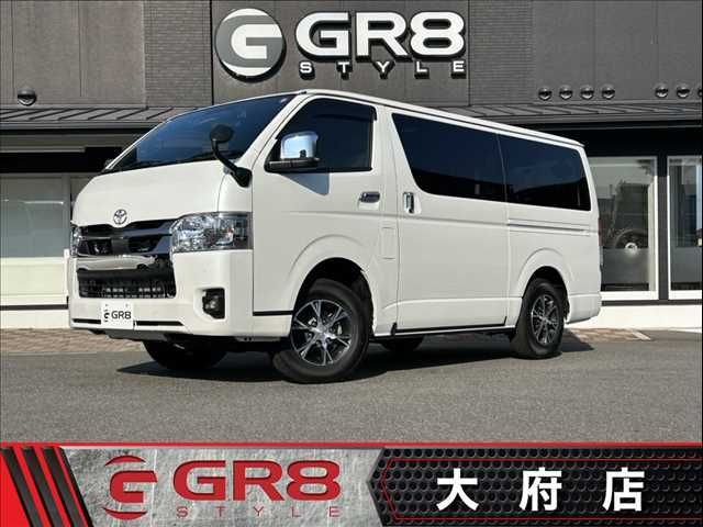 TOYOTA / HIACE van 4WD