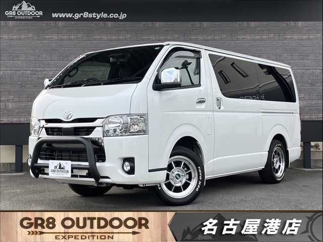 TOYOTA / HIACE van 4WD