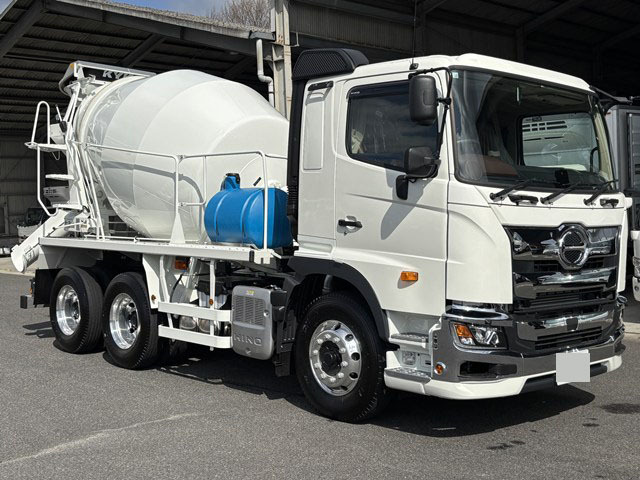 Hino / PROFIA