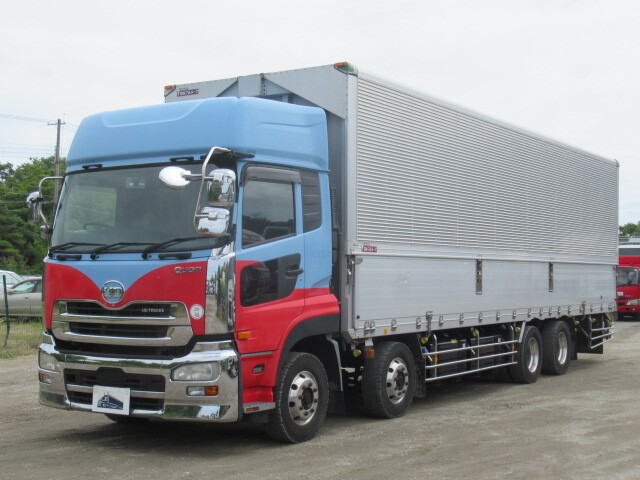 UD Trucks / QUON
