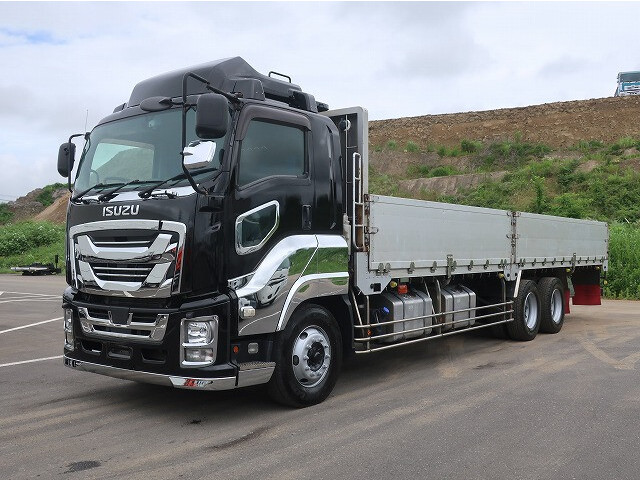Isuzu / GIGA