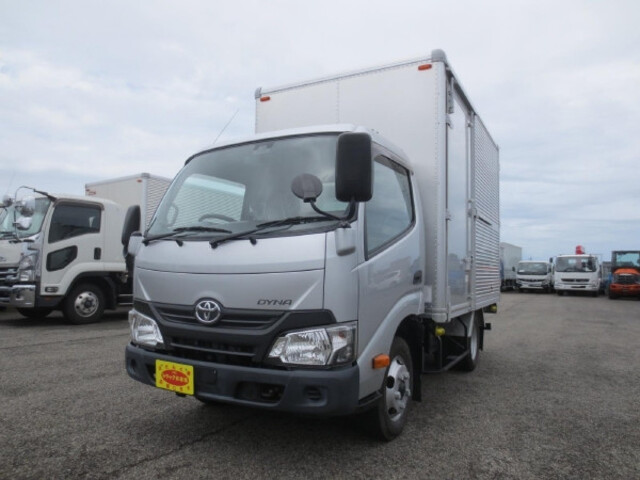 Toyota / DYNA