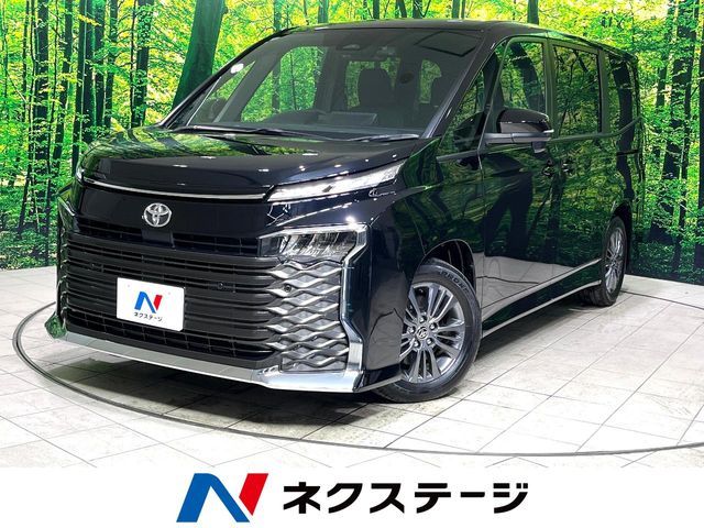 TOYOTA / VOXY