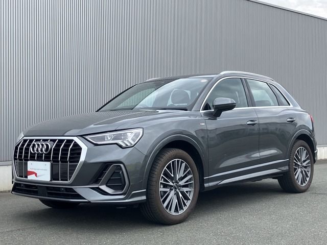 AUDI / AUDI Q3