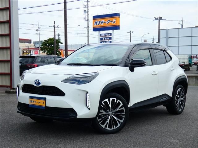 TOYOTA / YARIS CROSS HYBRID
