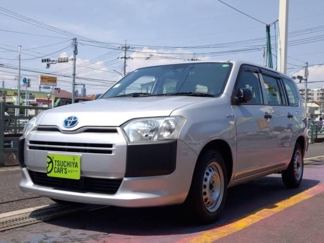 TOYOTA / PROBOX van HYBRID