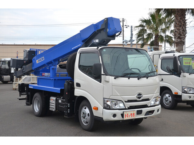 Hino / DUTRO