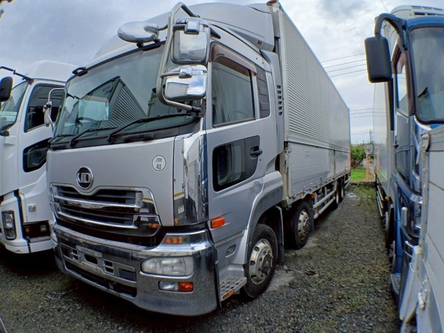 UD Trucks / QUON
