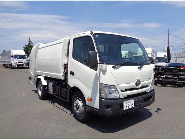 Toyota / DYNA