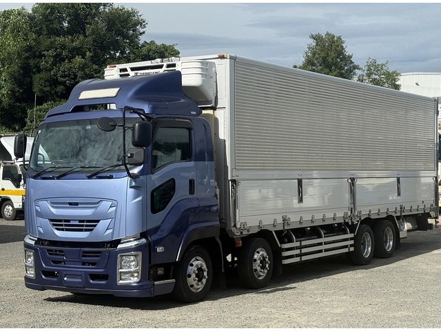 Isuzu / GIGA