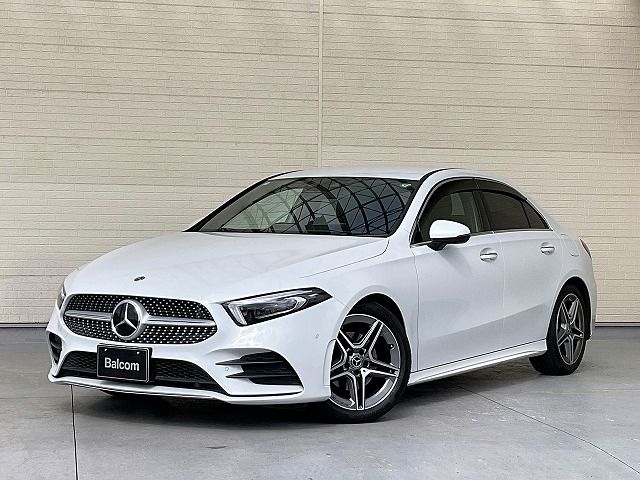 MERCEDES BENZ / MERCEDES BENZ A class sedan