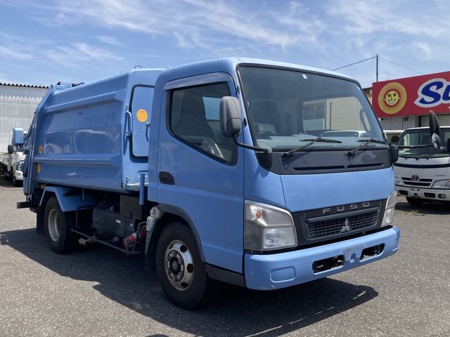 MITSUBISHI / CANTER