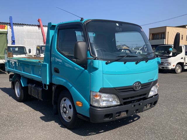 TOYOTA / DYNA